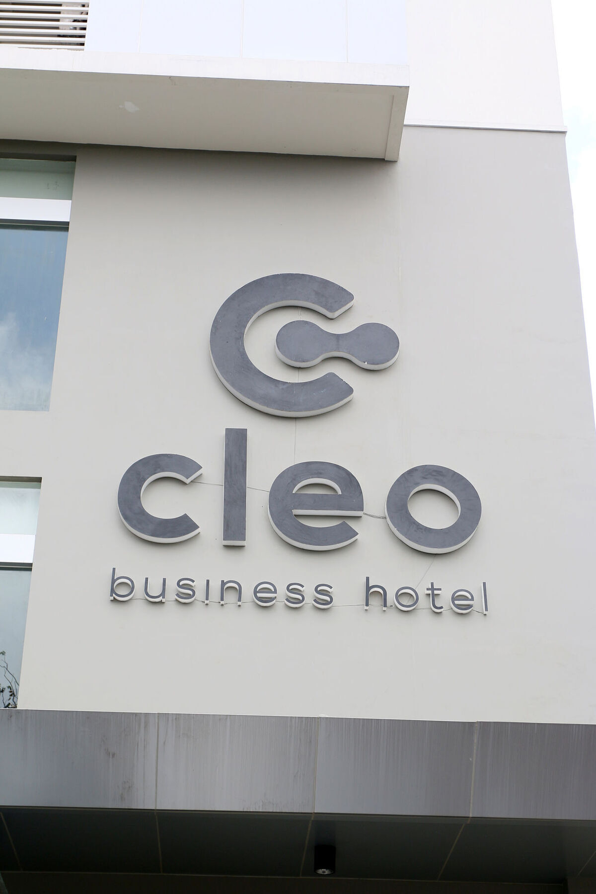 Cleo Hotel Jemursari Сурабая Экстерьер фото